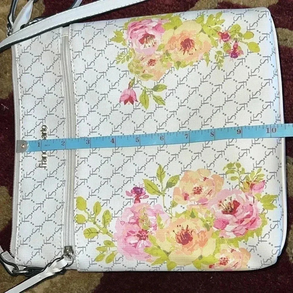 Franco Sarto Women’s Monogram Floral White Vegan Crossbody Purse Bag Wedding - Picture 10 of 16